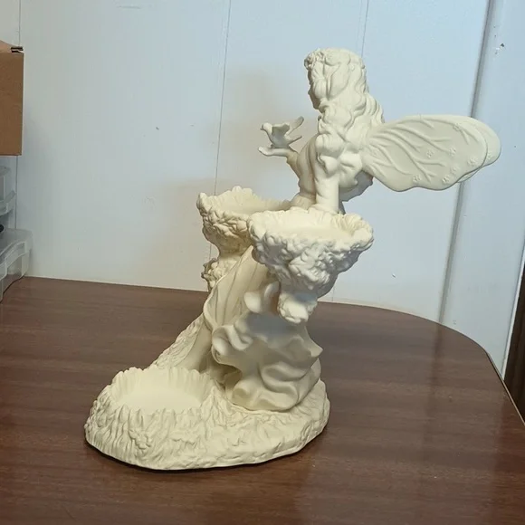 PartyLite P7298 Ariana's Garden Fairy Statue Tea Light Candle Holder Figurine - Picture 2 of 9